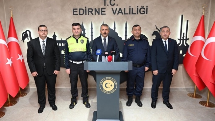 VALİ SEZER: “ANIZ YAKMAK YASAK!”