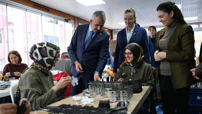 VALİ SEZER: “DESTEKLER DEVAM EDECEK”