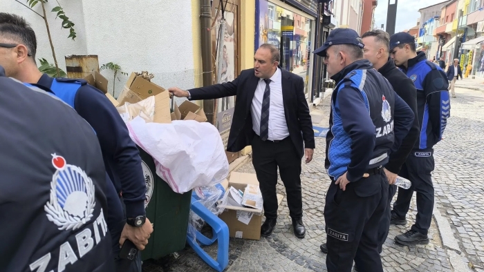 ZABITA EKİPLERİNDEN ÇARŞI VE PAZAR DENETİMİ