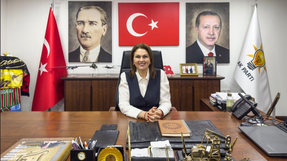 AK PARTİ İL BAŞKANI BELGİN İBA’DAN BABALAR GÜNÜ MESAJI