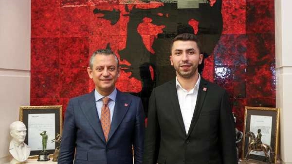 HATA: “EKREM İMAMOĞLU YALNIZ DEĞİLDİR, MİLLETİMİZ ONUN YANINDADIR!”