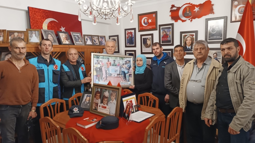 ŞEHİT NEFİZE ÇETİN ÖZSOY'UN ADI BANGLADEŞ'TE YAŞIYOR