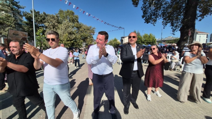 RECEP DURAL'A KARACAOVALILARDAN TEŞEKKÜR PLAKETİ