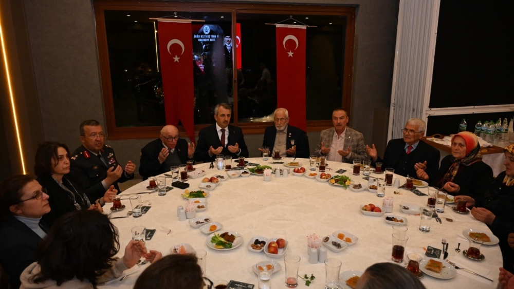 EDİRNE VALİLİĞİ’NDEN ŞEHİT AİLELERİ VE GAZİLERE İFTAR