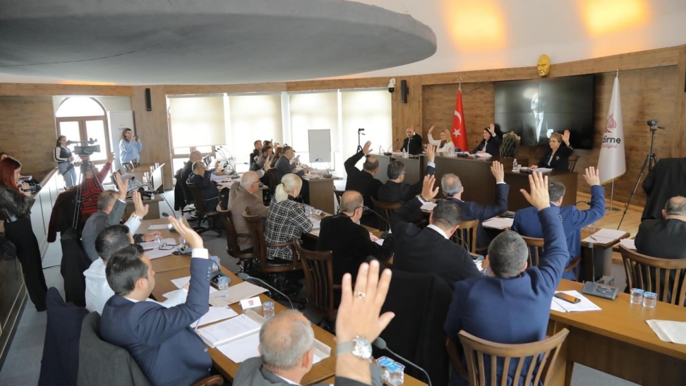 EDİRNE BELEDİYE MECLİSİNDEN ETUS’A YÜZDE 15 ZAM!