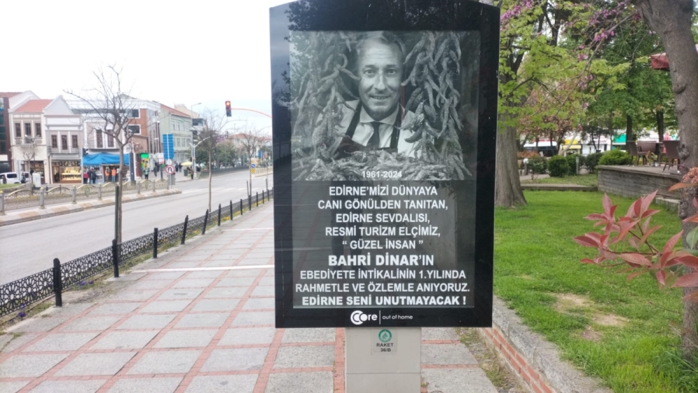 ‘GÜZEL İNSAN’ BAHRİ DİNAR UNUTULMADI
