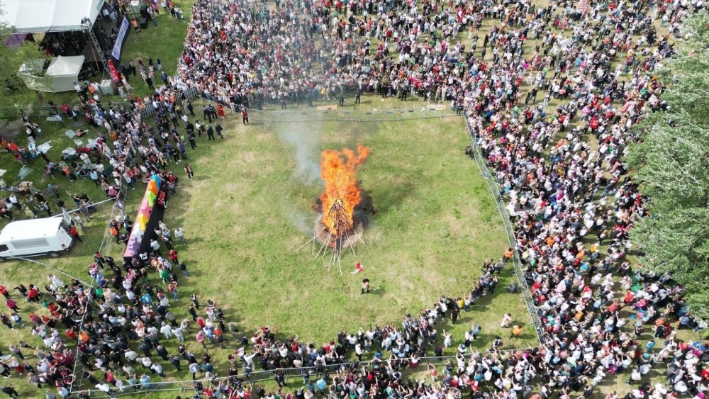 1400 YILLIK KADİM KAKAVA ATEŞİ YANDI