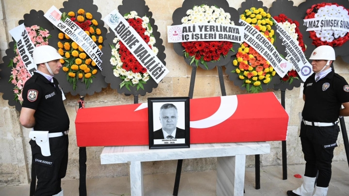 VALİ YARDIMCISI BEYPINAR SON YOLCULUĞUNA UĞURLANDI