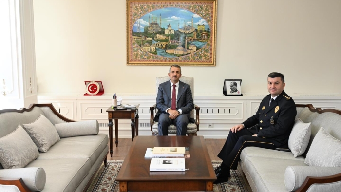 EMNİYET MÜDÜRÜ AYHAN’DAN İLK ZİYARET VALİ SEZER’E