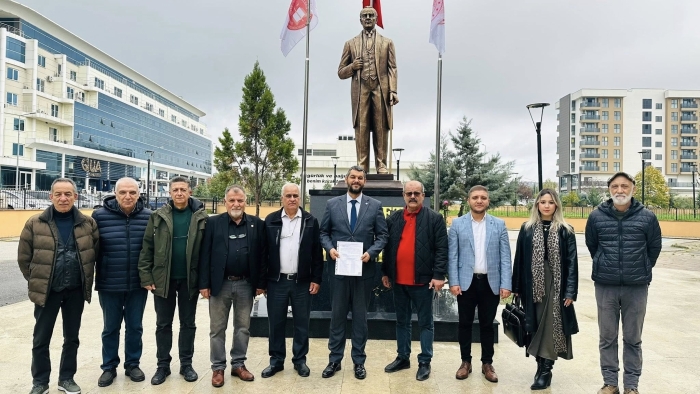 İYİ PARTİ EDİRNE İL BAŞKANI ŞAHİN MAZBATASINI ALDI