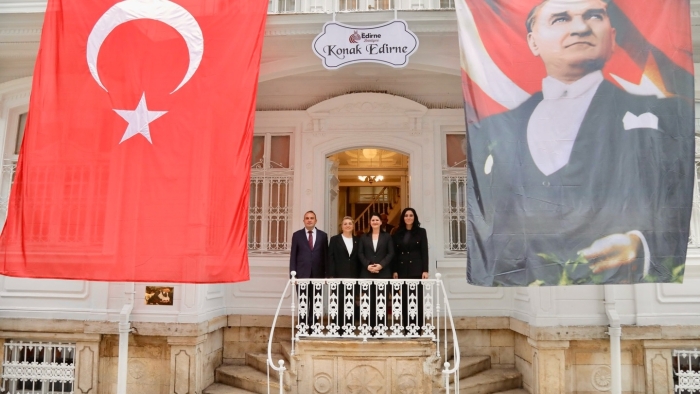 ‘KONAK EDİRNE’ EDİRNELİ KADINLAR İÇİN KAPILARINI AÇTI!