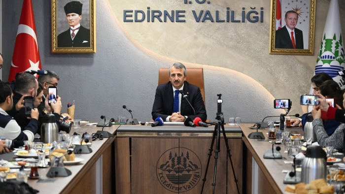 EDİRNE VALİSİ YUNUS SEZER’İN RAMAZAN BAYRAMI KUTLAMA MESAJI