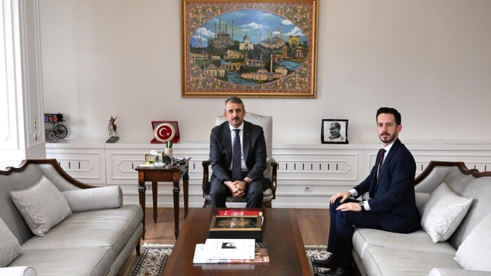 HUKUKÇULAR DERNEĞİ EDİRNE TEMSİLCİSİ AV. HATİPLER’DEN İLK ZİYARET VALİ SEZER’E