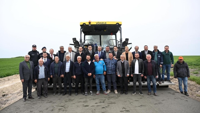 VALİ SEZER’DEN ‘300 KM ASFALT’ HEDEFİ