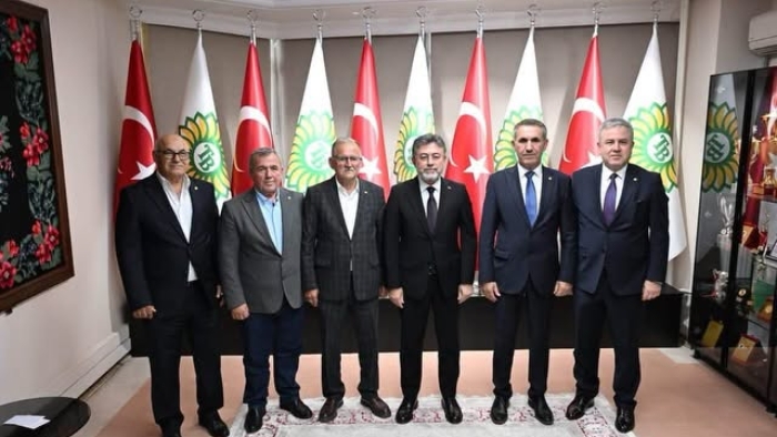 BAKAN YUMAKLI’DAN TRAKYA BİRLİK’E ÖZEL ZİYARET