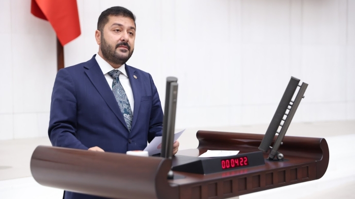 CHP’Lİ BARAN YAZGAN’DAN KIZILAY’A ‘YARDIM KOLİSİ’ TEPKİSİ