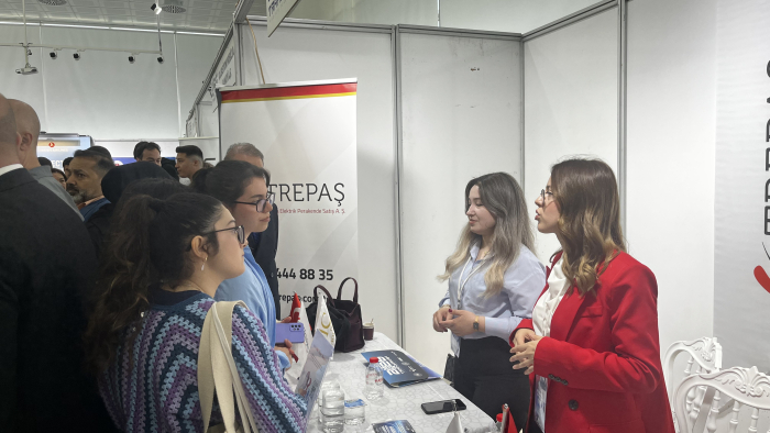 TREPAŞ, TRAKYAKAF’TA GENÇLERE PERAKENDE ENERJİ SEKTÖRÜNÜ ANLATTI