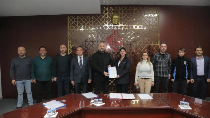 EDİRNE BELEDİYESİ’NDE MEMURLARIN YÜZÜNÜ GÜLDÜREN İMZA: SOSYAL DENGE TAZMİNATI TAVAN TUTARDAN İMZALANDI
